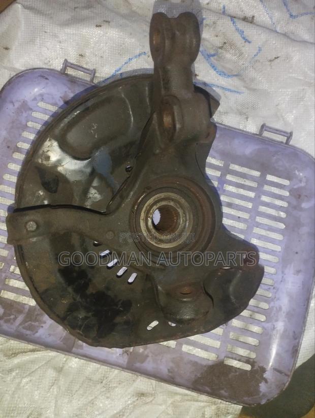 Ractis Front Hub