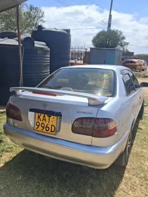 Toyota Corolla 2000 Silver