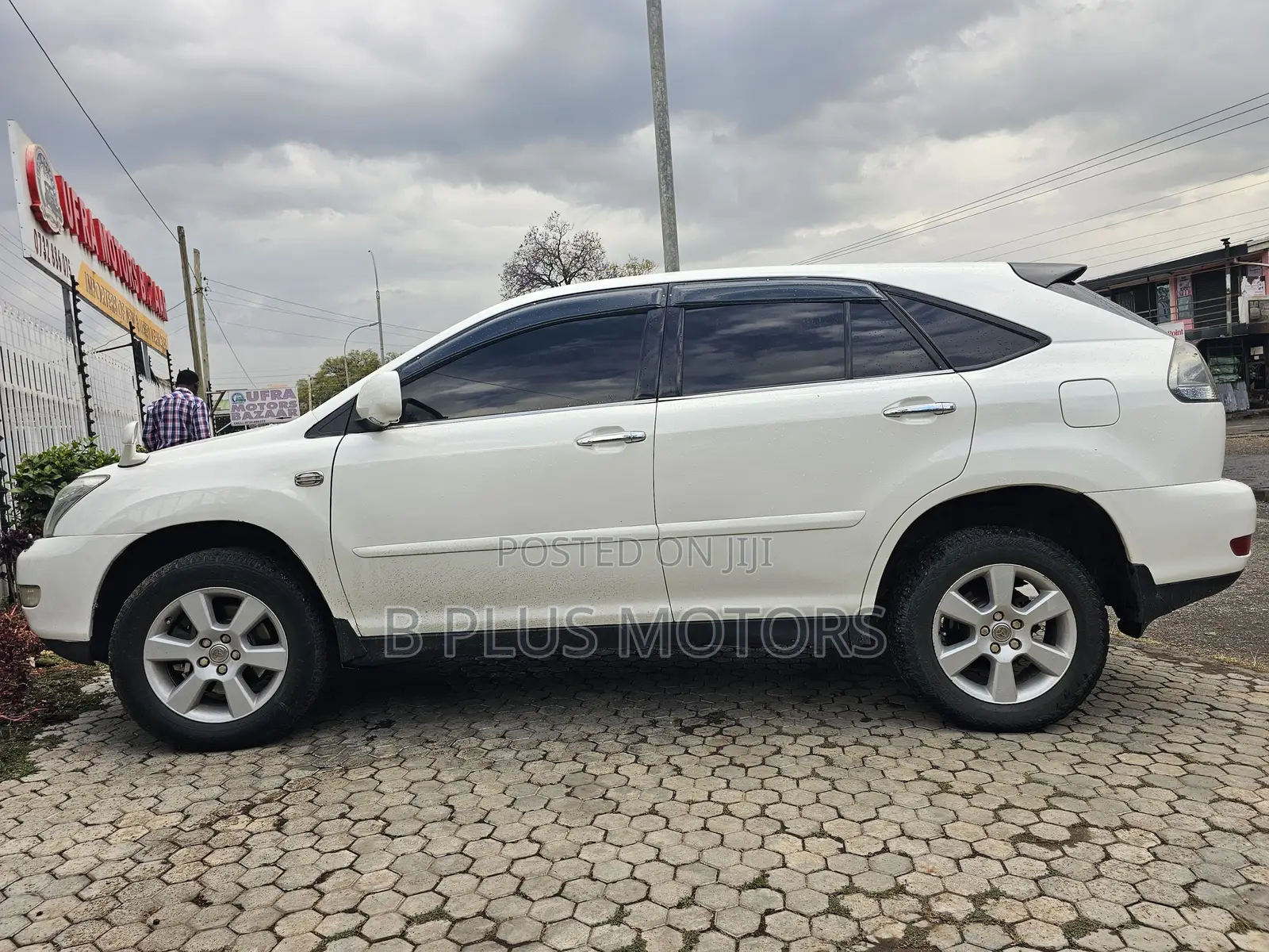 Toyota Harrier 2010 White