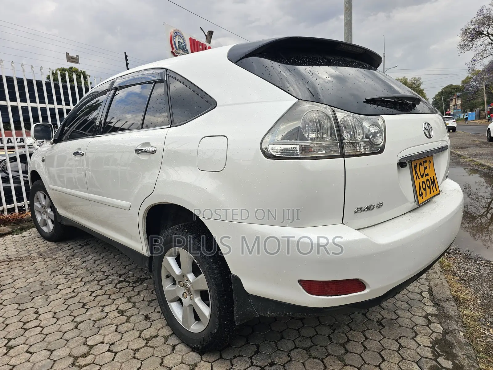 Toyota Harrier 2010 White