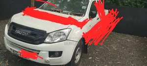 Isuzu D-MAX 2014 White