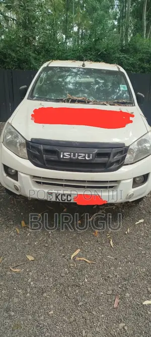 Isuzu D-MAX 2014 White