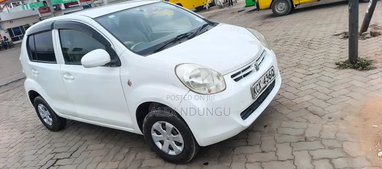 Toyota Passo 2012 White