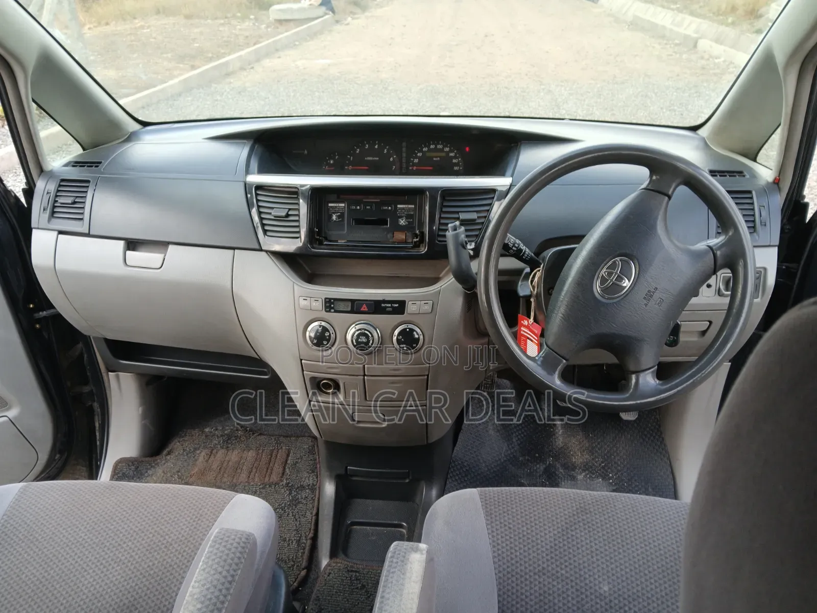 Toyota Voxy 2006 Gray