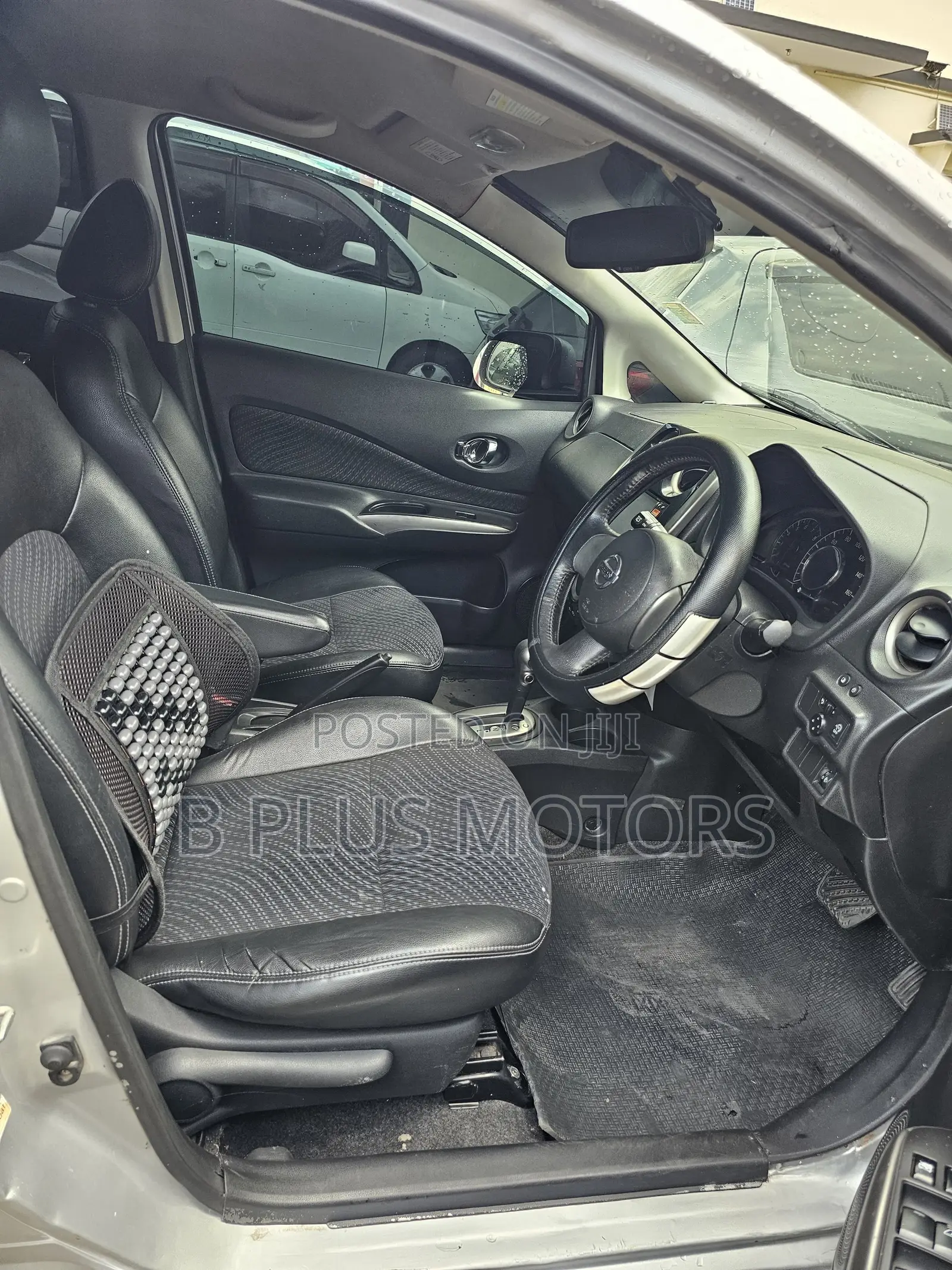 Nissan Note 2012 Silver
