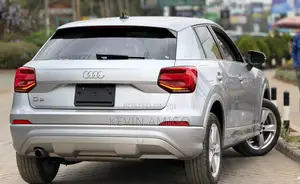 Audi Q2 2019 Silver