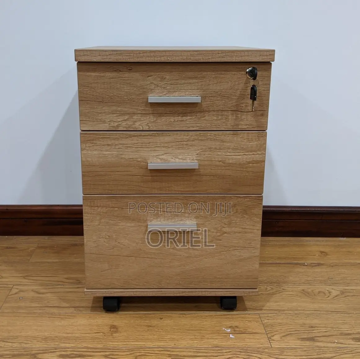 Compact Mobile Filing Pedestal