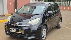 Toyota Ractis 2012 Black