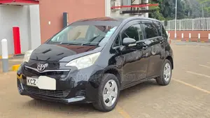 Toyota Ractis 2012 Black
