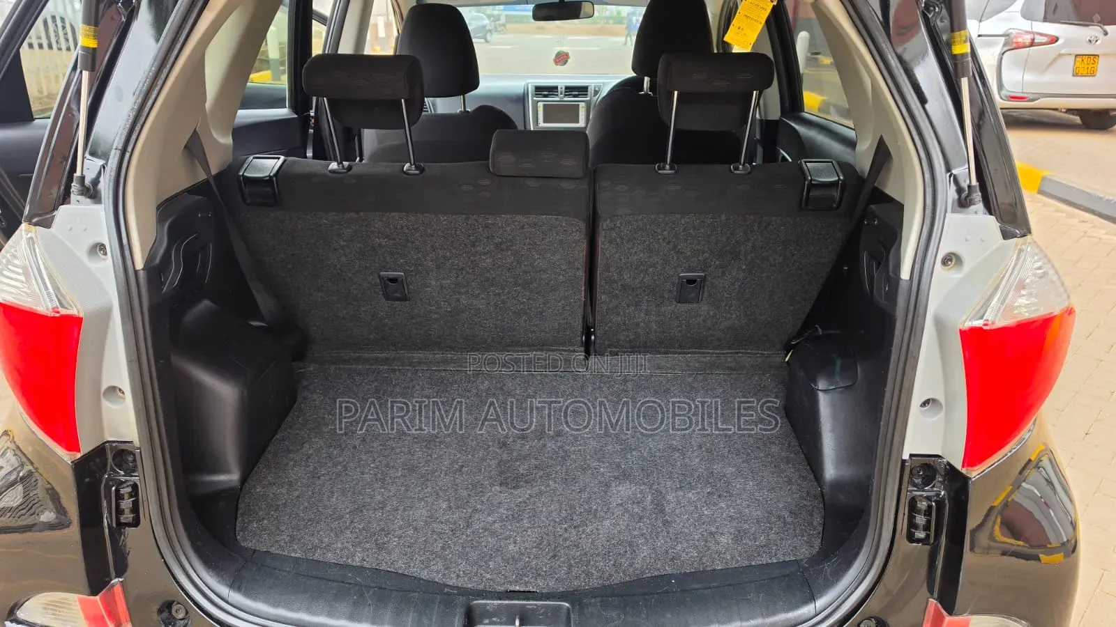 Toyota Ractis 2012 Black