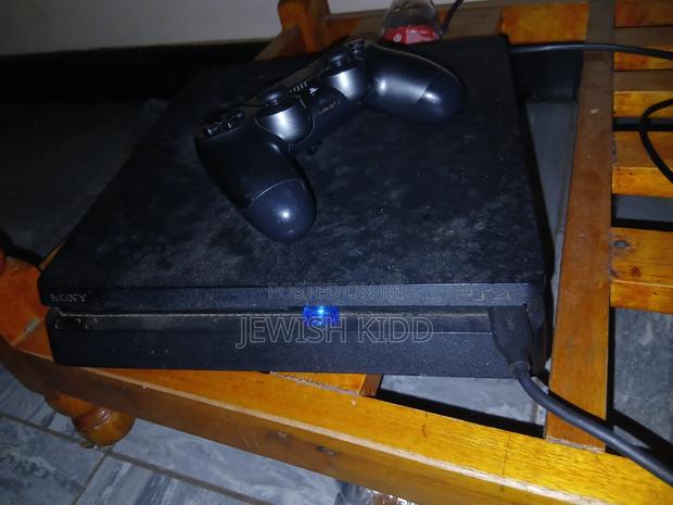 Ps4 Slim Console