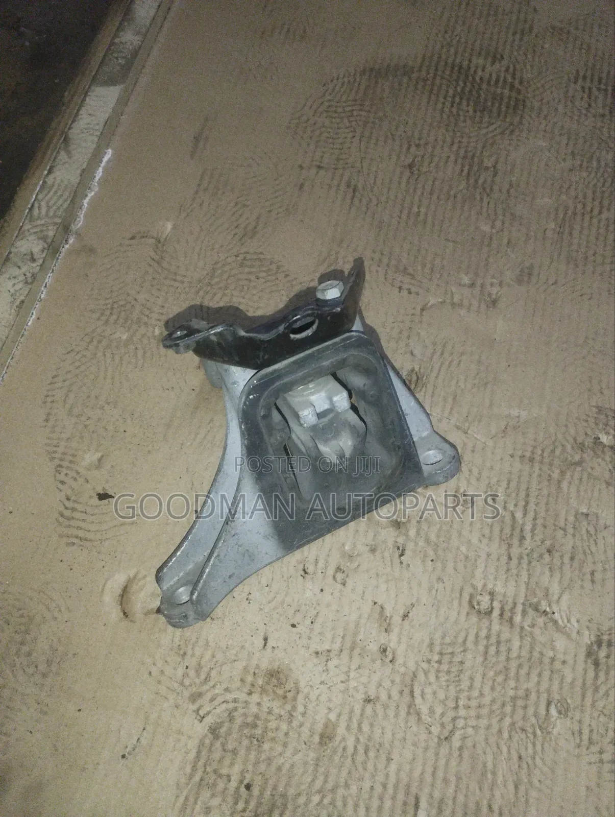 Honda Stream Rear Gearbox Mount