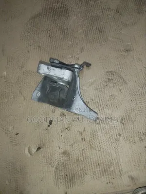 Honda Stream Rear Gearbox Mount