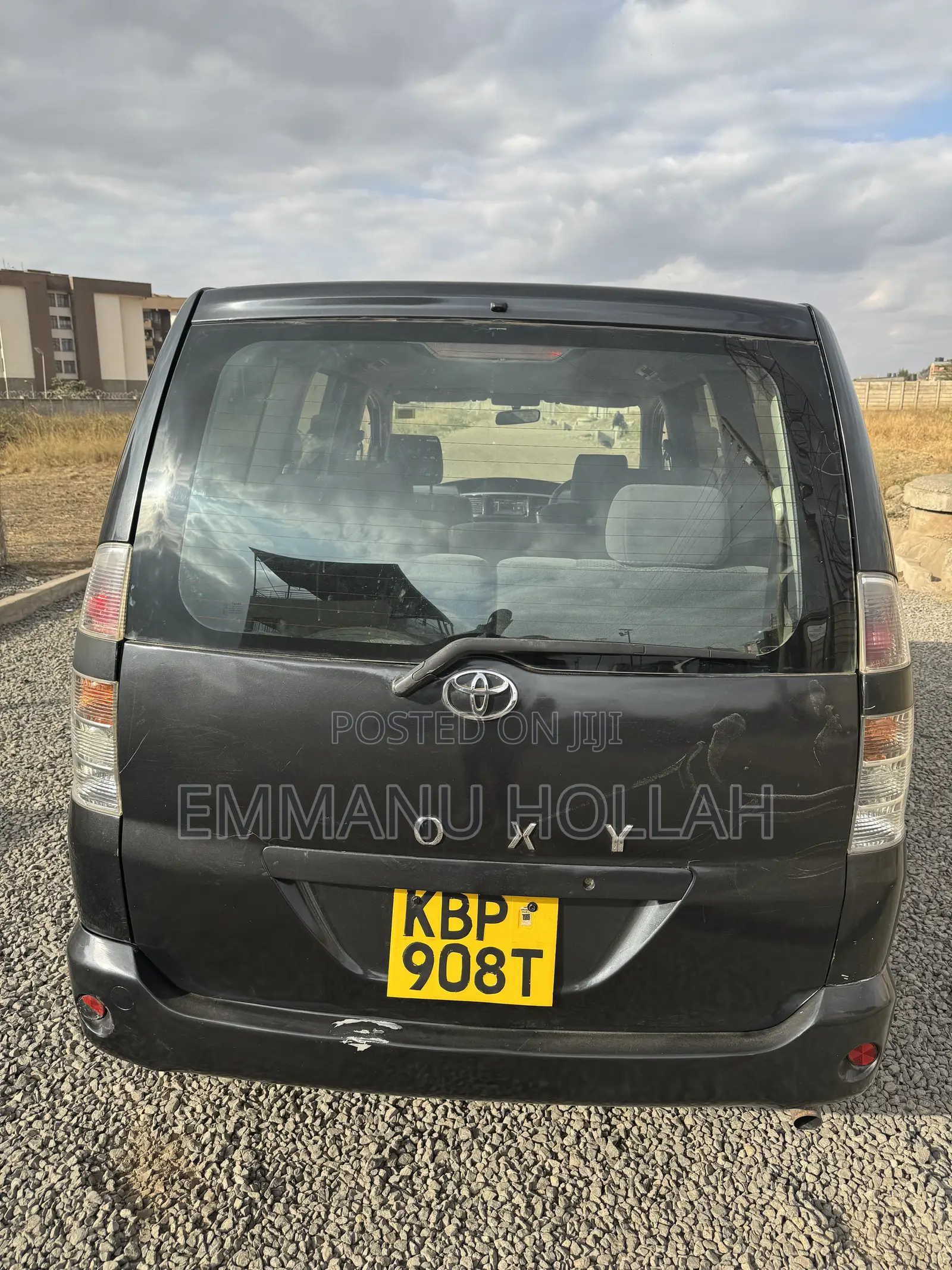 Toyota Voxy X 2WD 8-Seater 2006 Black