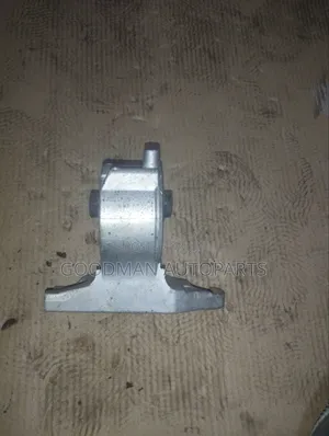 Gearbox Mount Fit Shuttle