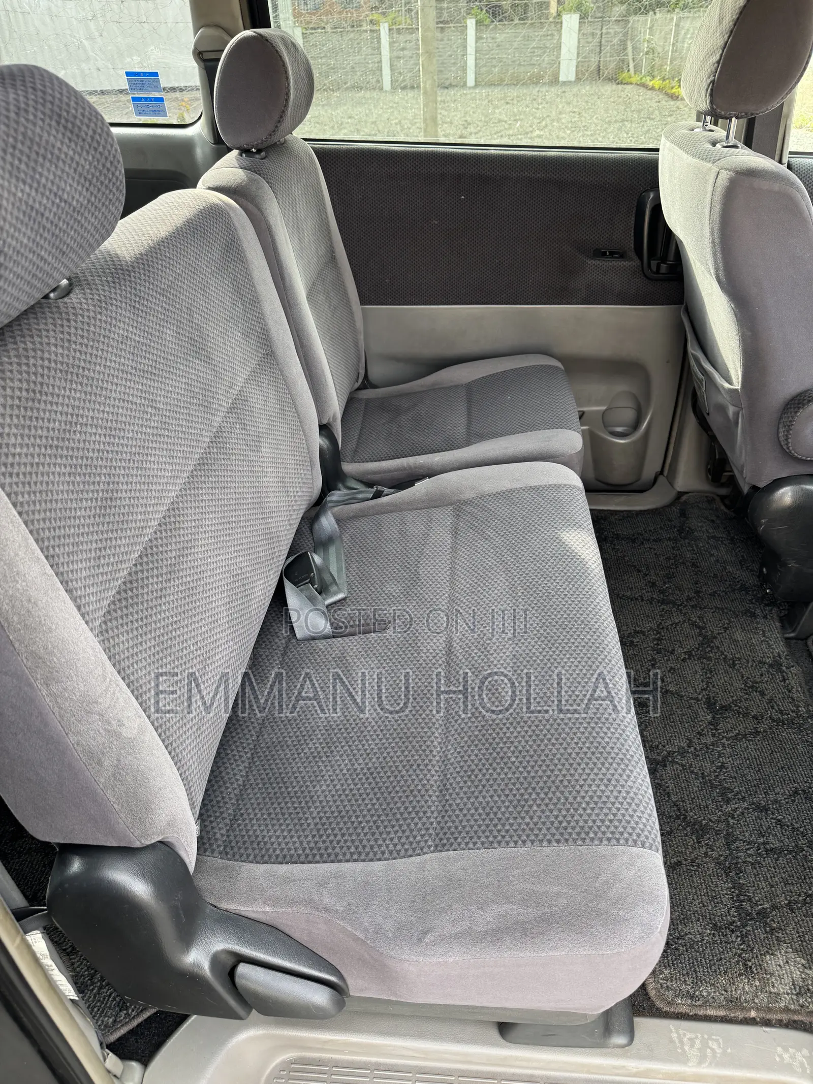 Toyota Voxy X 2WD 8-Seater 2006 Black