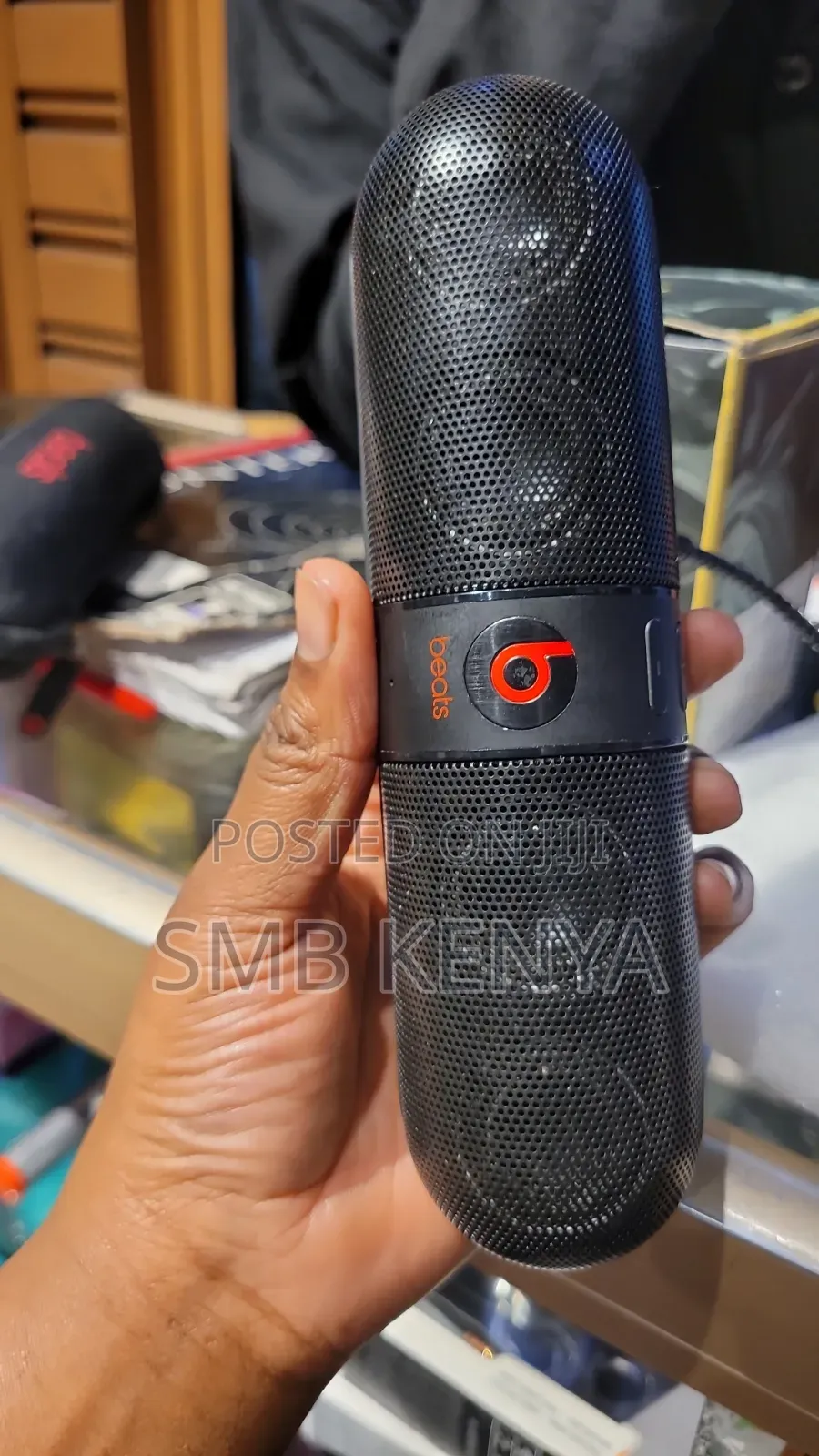 Beats Pill 2.0 Wireless Bluetooth Speaker Portable Loud Bas for iPhone