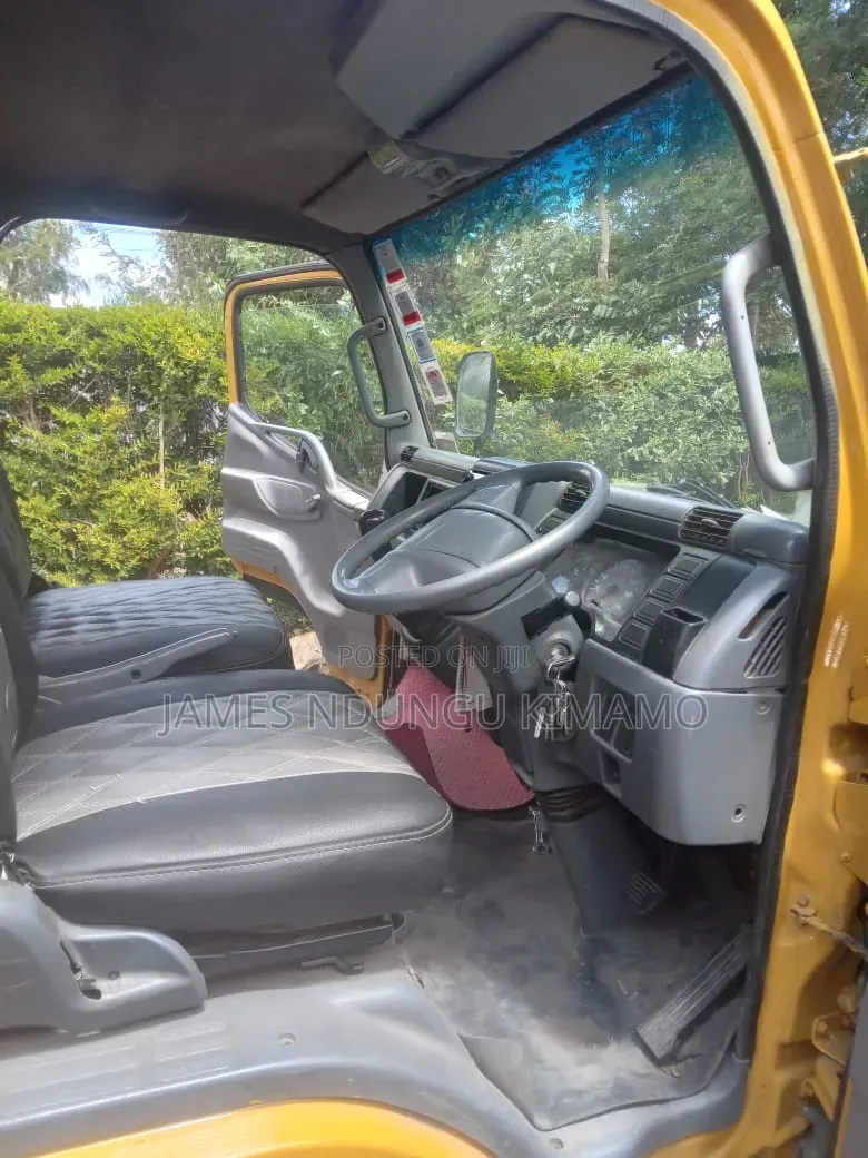 Mitsubishi Canter 4d32 Local on Sale