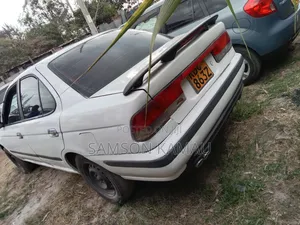 Nissan Sunny 2006 White