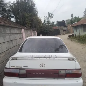 Toyota Corolla Sedan 1994 White