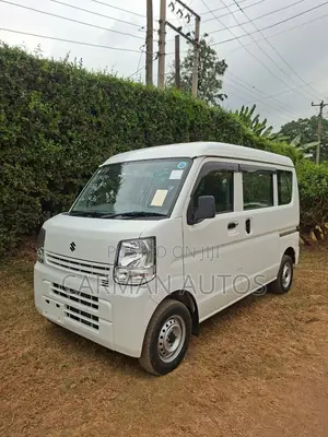 Suzuki Every 2020 White