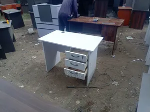 Executive Modern Desk With 3 Drawer