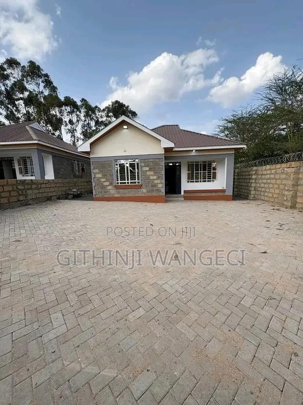 3bdrm Bungalow in Kaurai, Matasia for rent