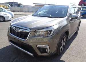 Subaru Forester 2.0XT Touring AWD 2018 Beige
