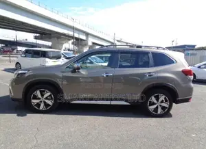 Subaru Forester 2.0XT Touring AWD 2018 Beige