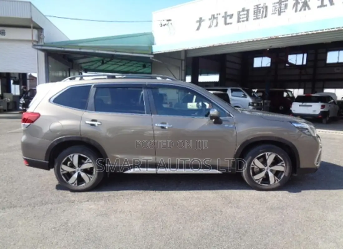 Subaru Forester 2.0XT Touring AWD 2018 Beige
