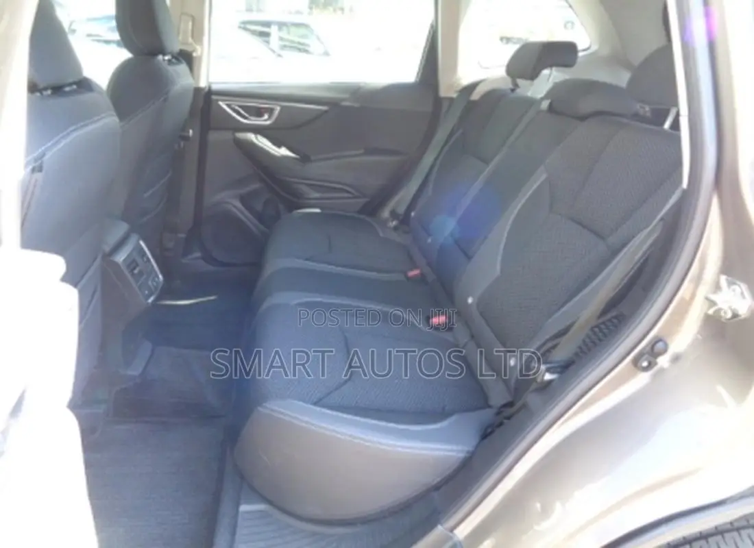 Subaru Forester 2.0XT Touring AWD 2018 Beige