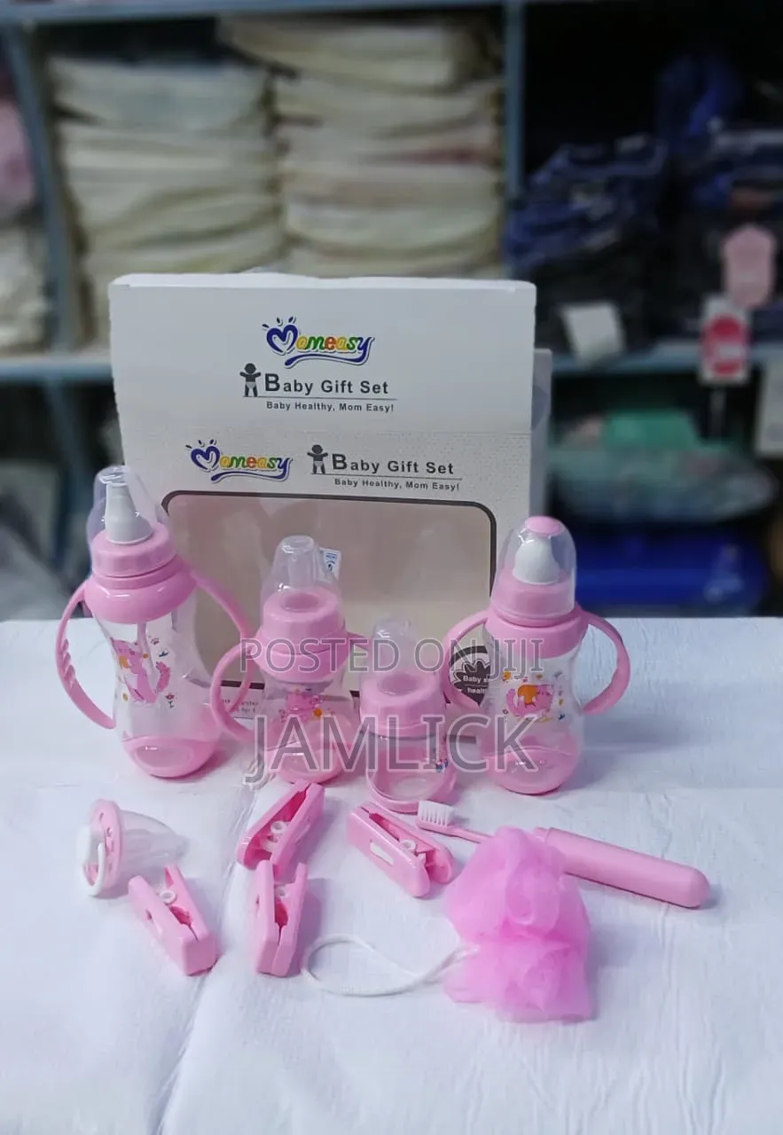 Momeasy Baby Gift Set for Newborns - Kk