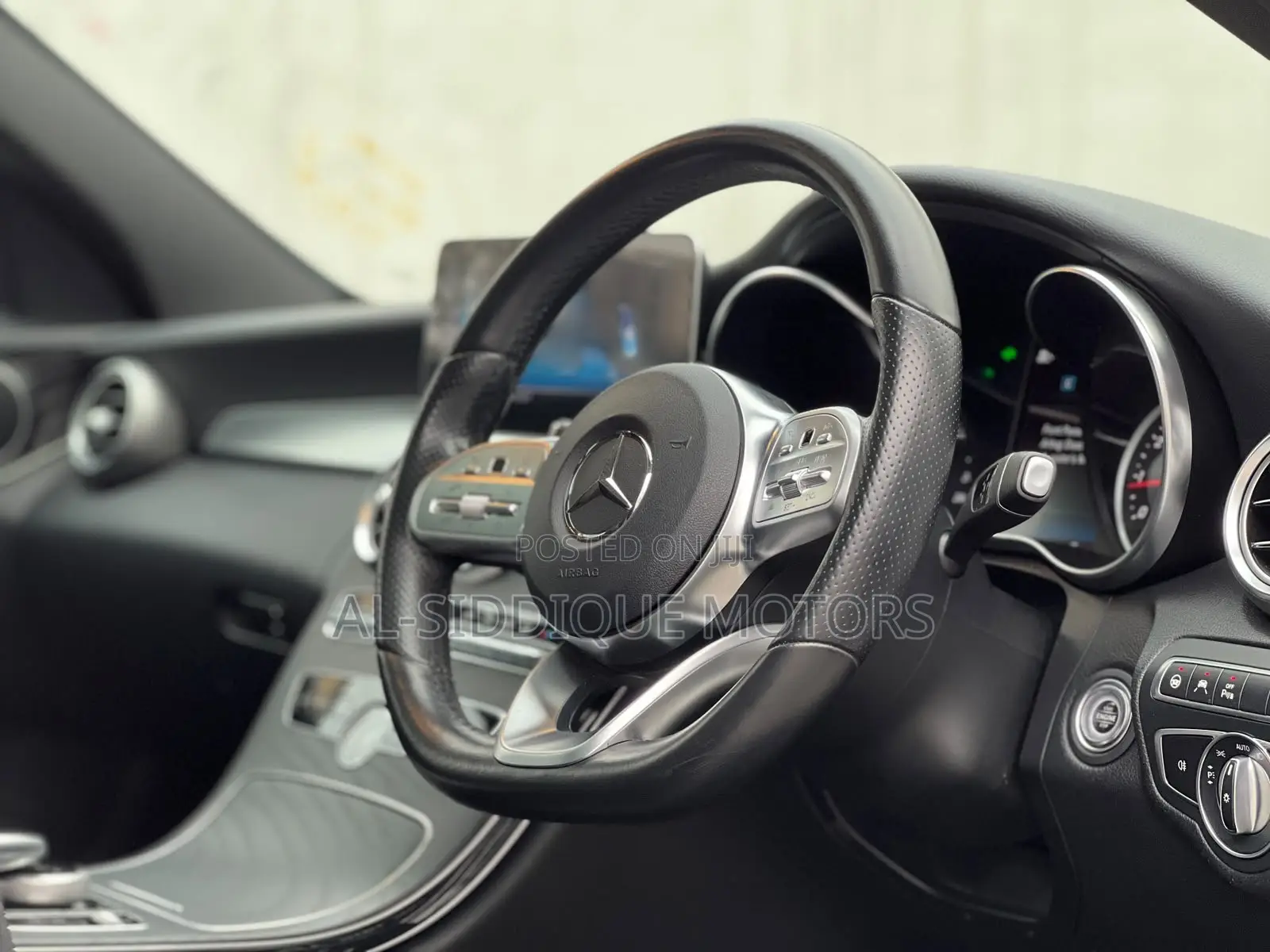 Mercedes-Benz C200 2019 White