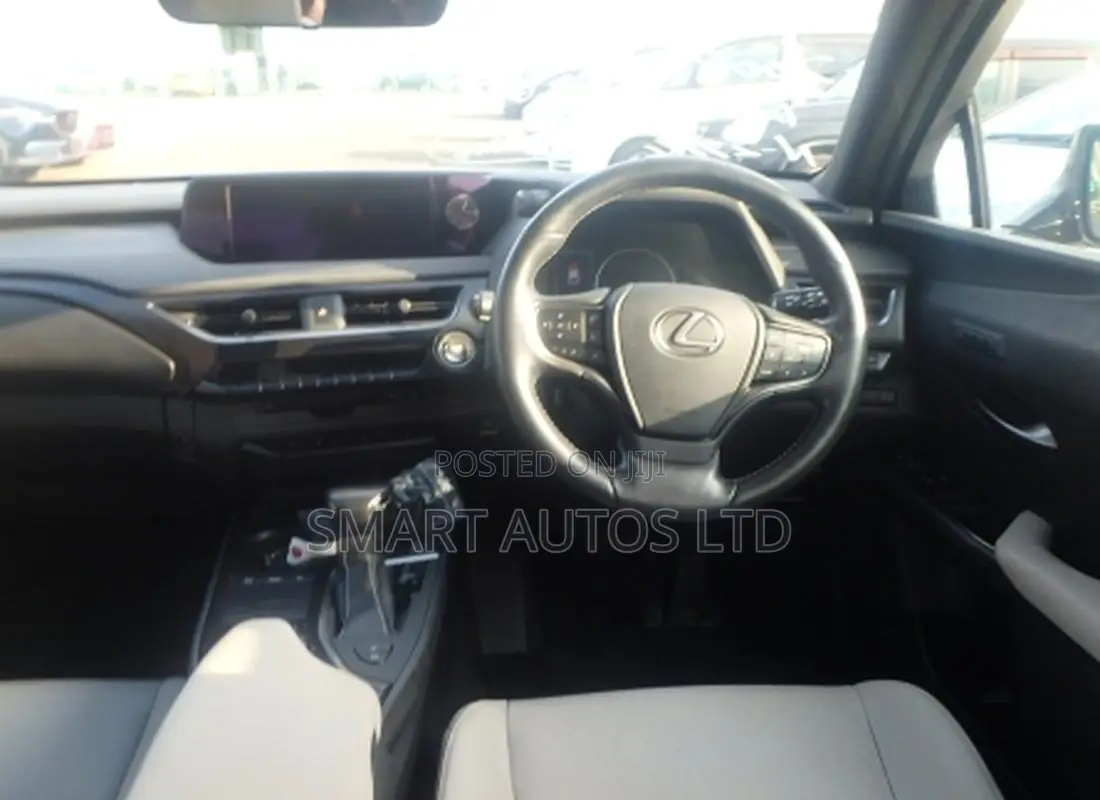 Lexus UX 200 2019 Black
