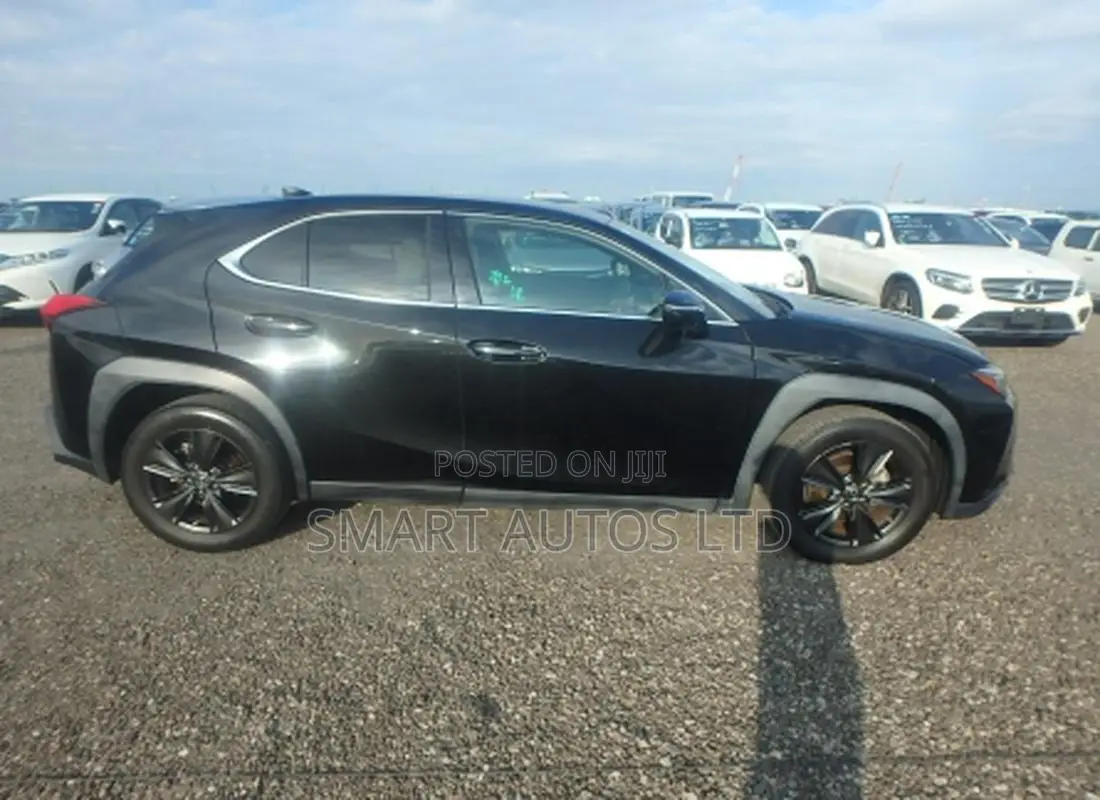 Lexus UX 200 2019 Black