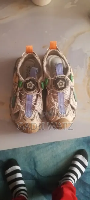 Open Shoes