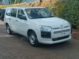 Toyota Succeed 2019 White