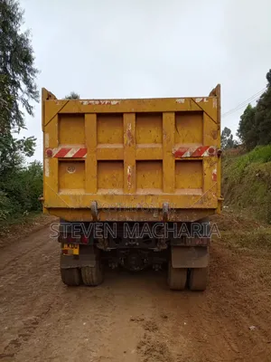 Howo Sinotruck 2026 White