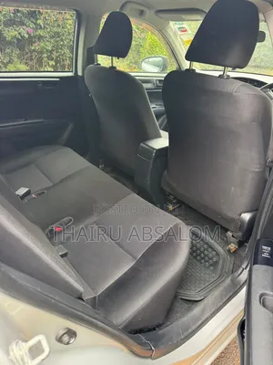 Toyota Corolla Fielder 2016 Silver