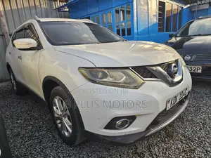 Nissan X-Trail 2016 White