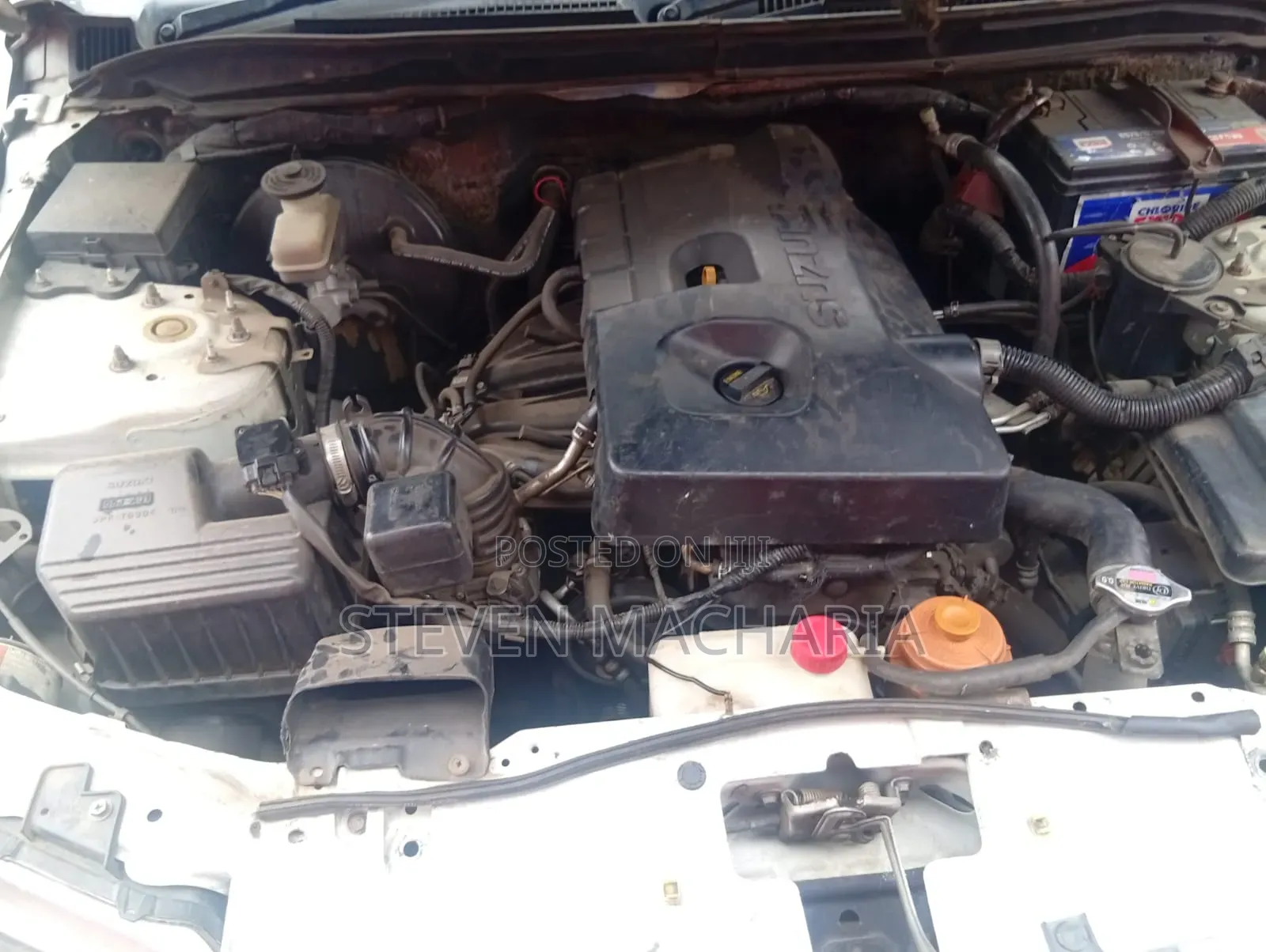 Suzuki Escudo 2005 White