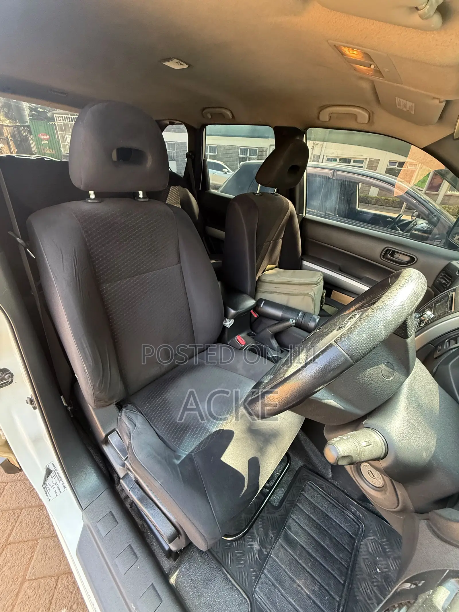Nissan X-Trail 2012 White