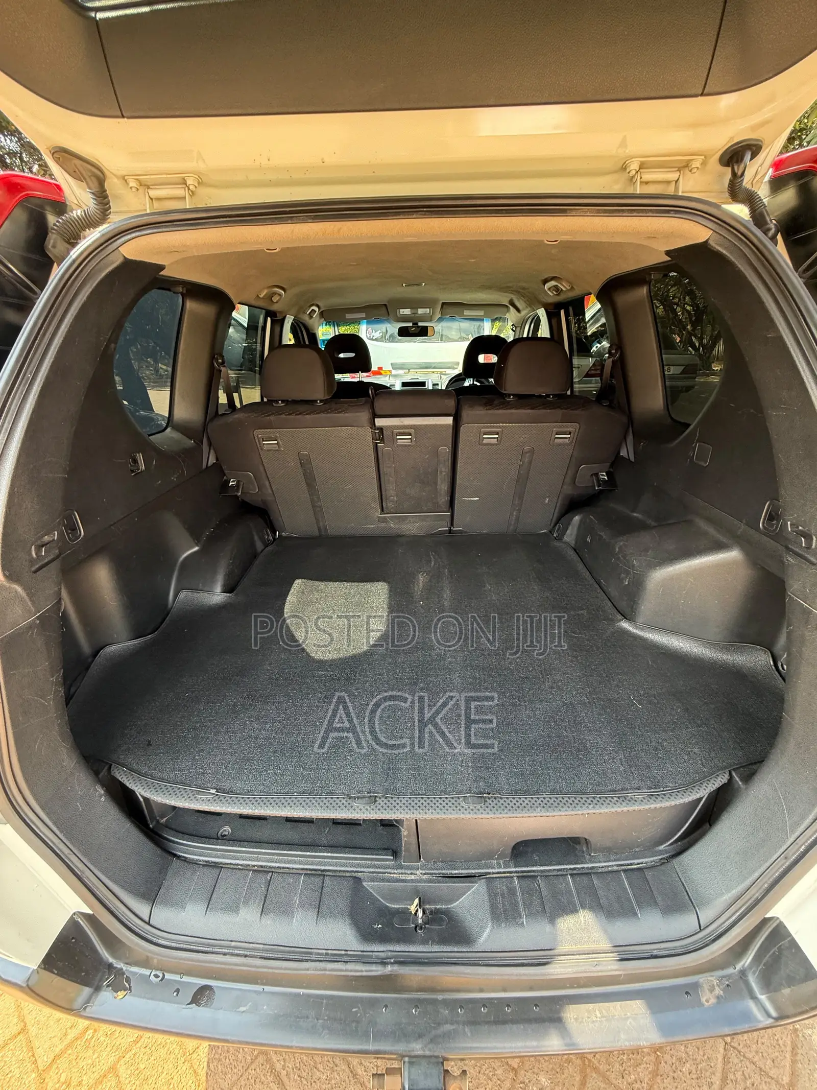 Nissan X-Trail 2012 White