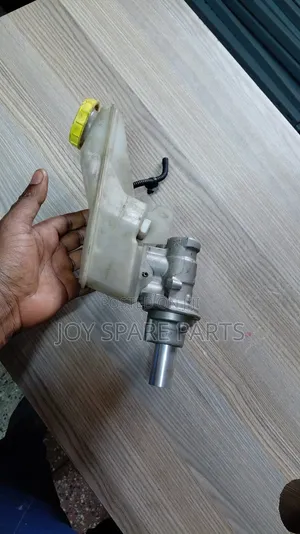 Nissan Xtrail T31 Master Cylinder