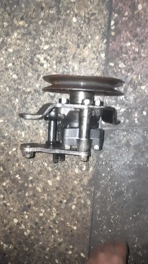 Nissan Hardbody QD32/TD27 Steering Pump