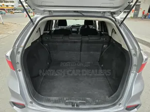 Honda Fit Shuttle 2018 Silver