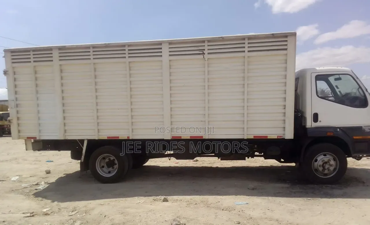 Mitsubishi Canter Fh215 Local 2018