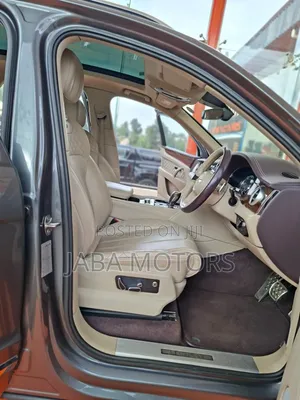 Bentley Bentayga 2018 Gray