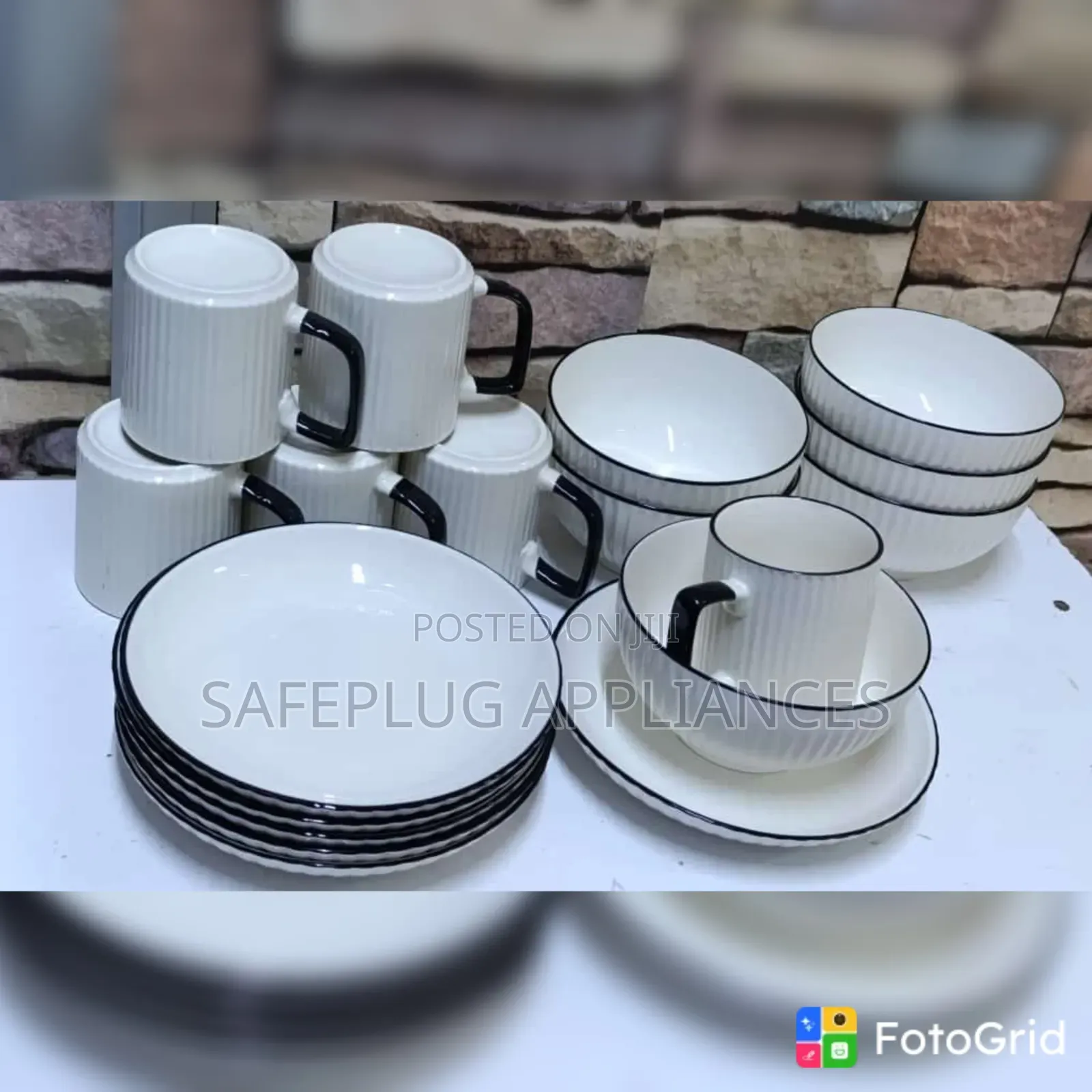 Japanese 18PCS Dinner Set – Premium Tableware for Home Gifting