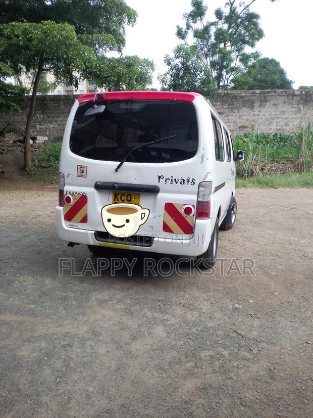Nissan Caravan (Urvan) 2011 White - thumbnail 3